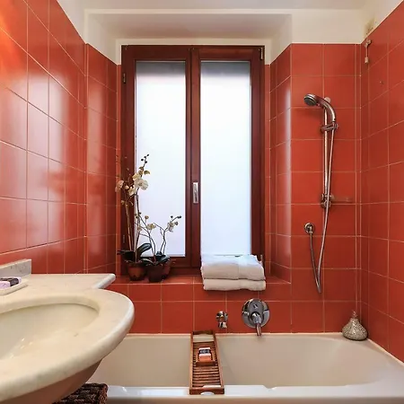 Lecasedimilano Premuda Suites 公寓 *